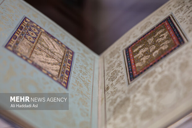 Tahran'da ''Hz. İmam Ali (a.s)'' temalı hat sergisi açıldı