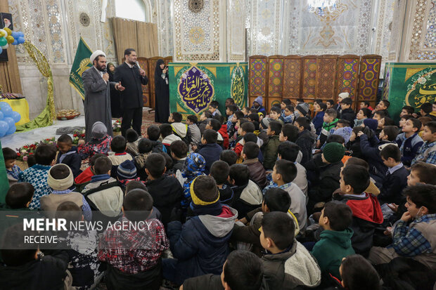 همایش «نوجوانان و پدران بین‌الملل» در مشهد