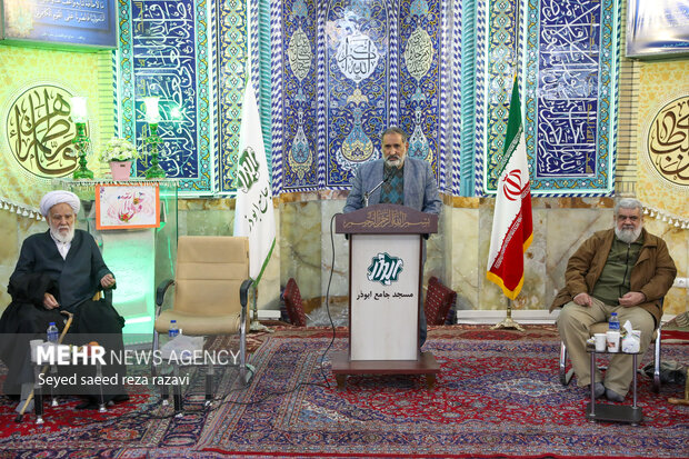 مراسم جشن شب شعر ولایت 41