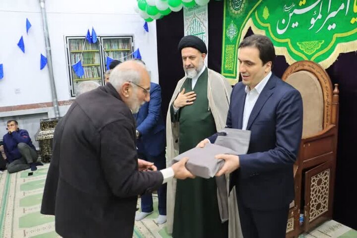 تکریم خانوادههای معظم شهدا مورد توجه ویژه مسئولان شهرستان شهریار باشد