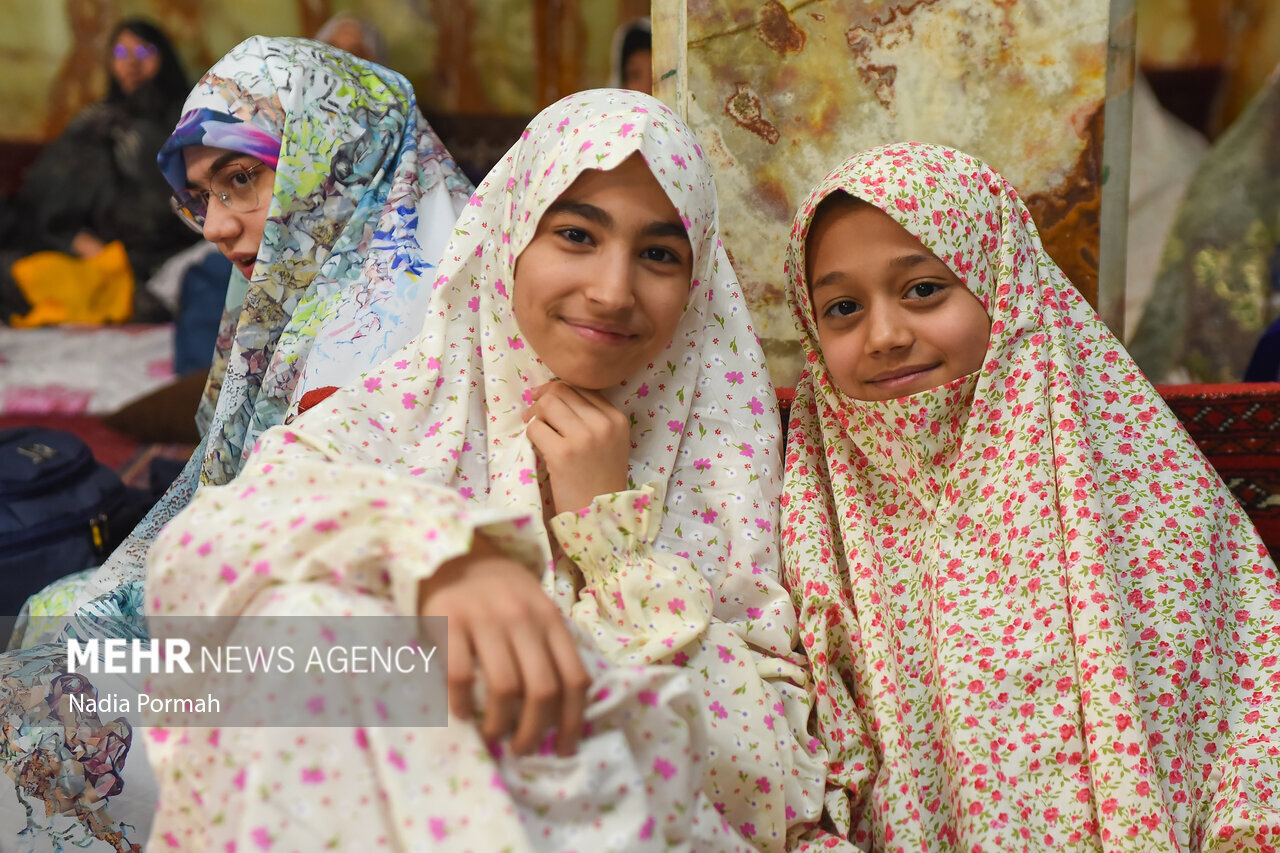 اعتکاف پانزده هزار نوجوان البرزی