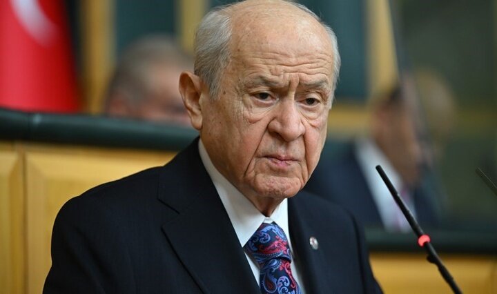 Bahçeli: İmralı'da kaleme alınan açıklama baştan sona değerli ve önemlidir Bahçeli: İmralı'da kaleme alınan açıklama baştan sona değerli ve önemlidir