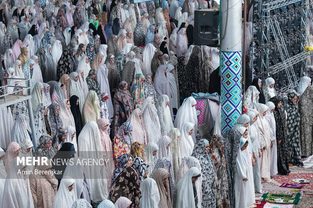 اعتکاف بزرگ جوانان کشور در شیراز