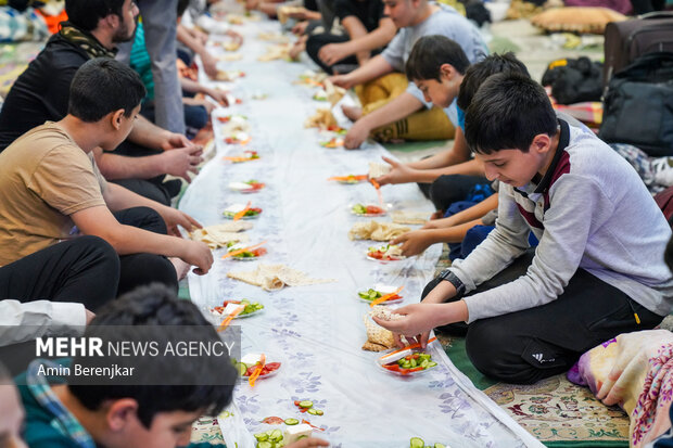 اعتکاف خلوتگاه دلها؛ دانشآموزان خوزستانی در آغوش مسجد