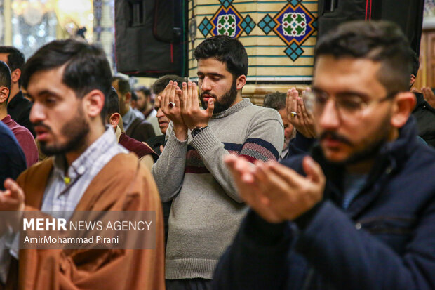 آیین معنوی اعتکاف در مسجد جمکران