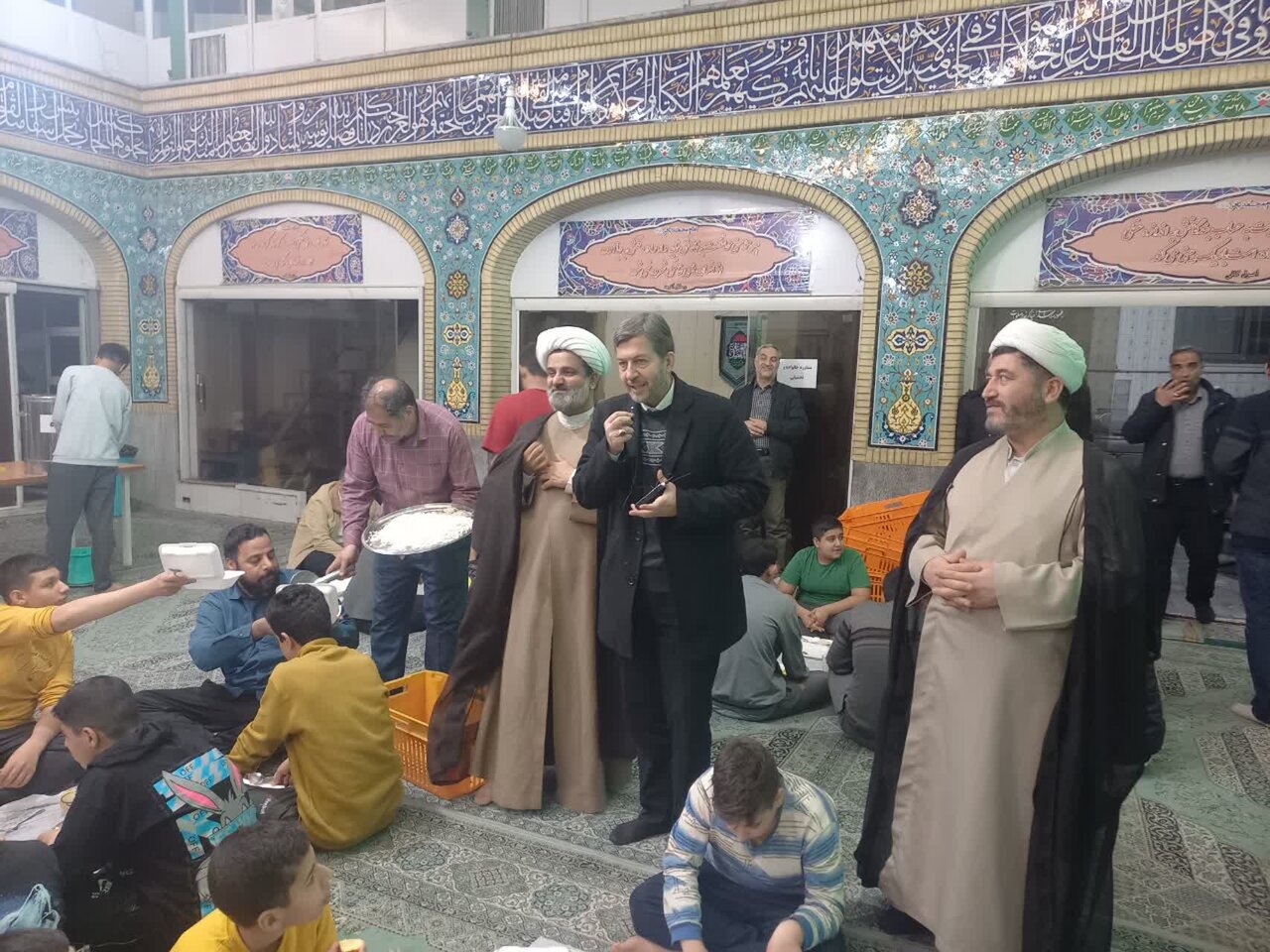 تقدیر استاندار اصفهان از حضور پرشور دانشآموزان در مراسم اعتکاف؛ شورای دانشآموزی در استانداری تشکیل شد