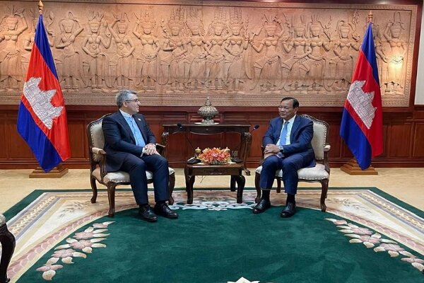 Cambodian FM willing to visit Tehran