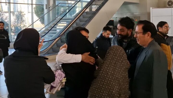 پایان گروگانگیری 15 ماهه یک شهروند راوری در خارج از ایران