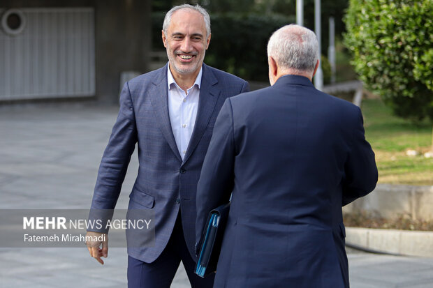 پیشنویس اولیه از مفروضات بودجه 1405 به هیئت وزیران ارائه کردیم