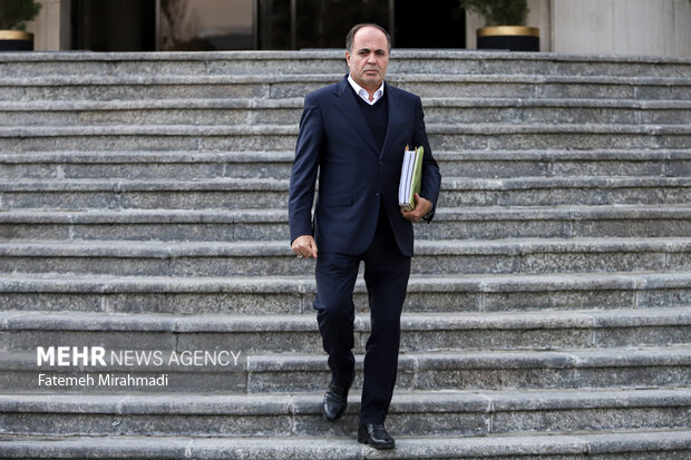 نوری قزلجه: قیمت مرغ برای مصرف کننده 108 هزار تومان است