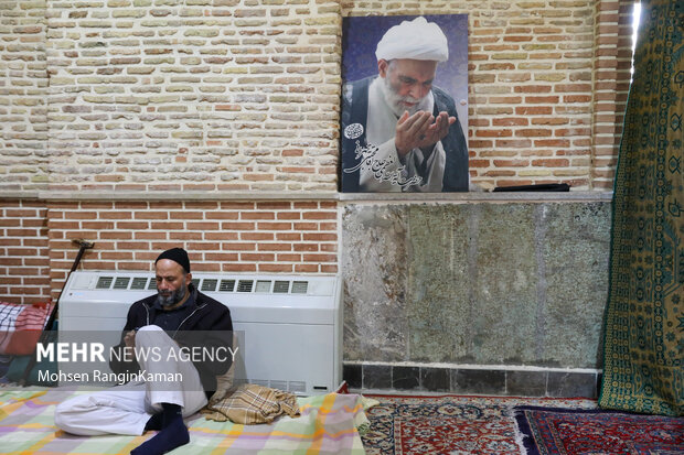 Religious seclusion ceremony at Imam Mosque in Bazaar
