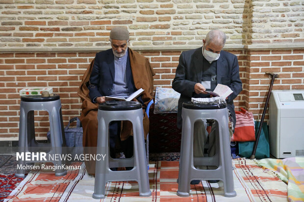 Religious seclusion ceremony at Imam Mosque in Bazaar
