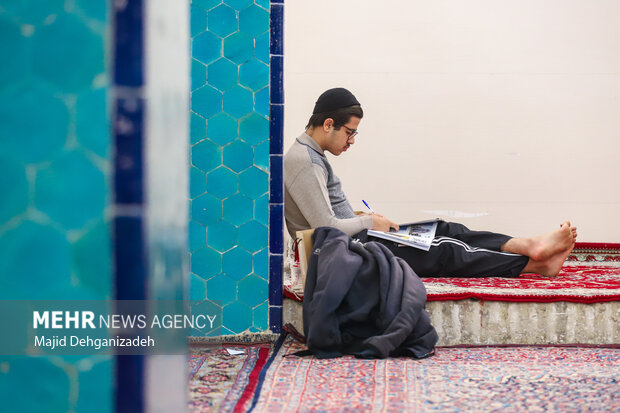 آیین معنوی «اعتکاف رجبیه» در یزد