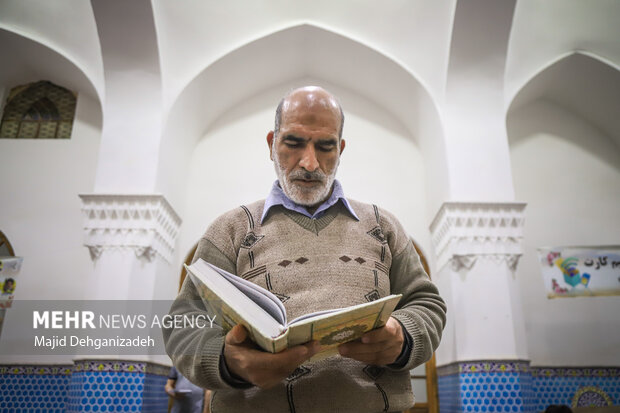 آیین معنوی «اعتکاف رجبیه» در یزد