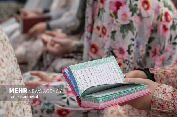 آیین اعتکاف دانش‌آموزی مسجد پنبه‌چی تهران