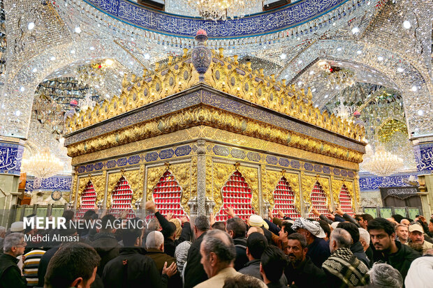 حال و هوای حرم حضرت عباس(ع) در روز تاسوعا