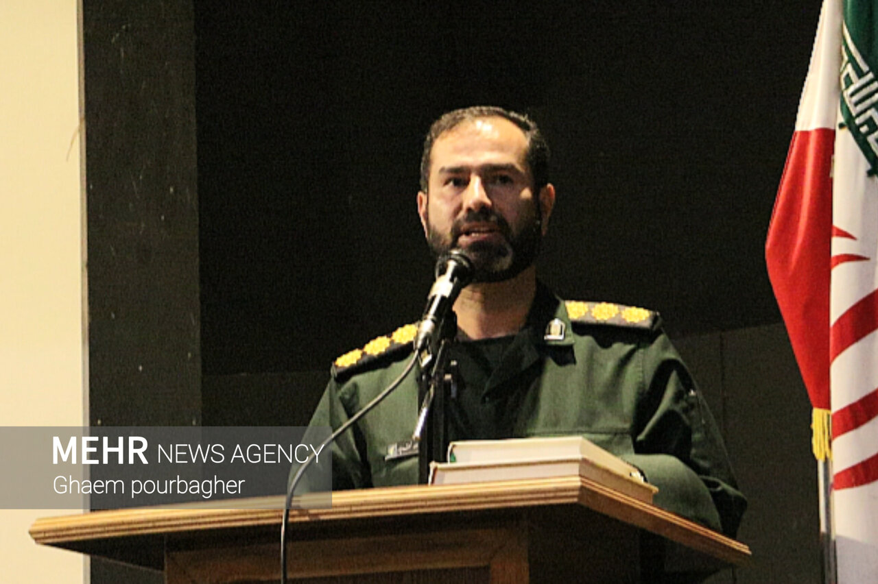 نقدپور: اقتدار امروز کشور نتیجه ایستادگی ملت در دوران دفاع مقدس است نقدپور: اقتدار امروز کشور نتیجه ایستادگی ملت در دوران دفاع مقدس است