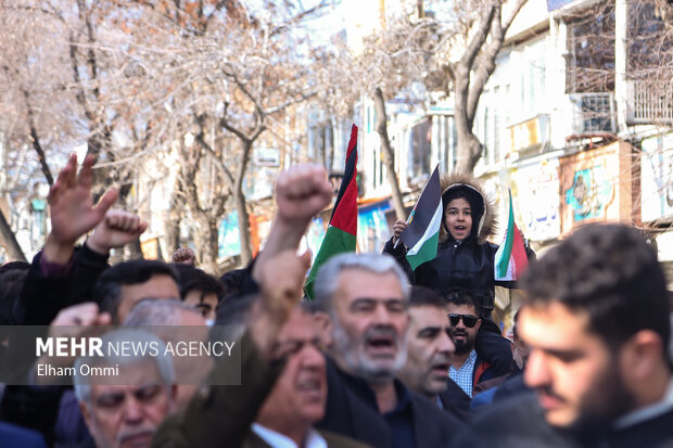 راهپیمایی «جمعه نصر» در سنندج