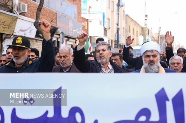 راهپیمایی «جمعه نصر» در سنندج