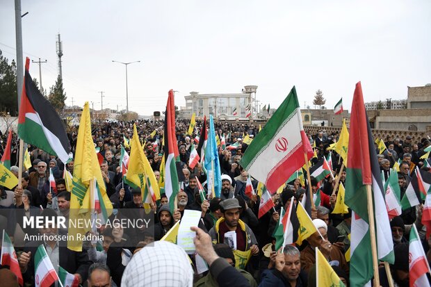 راهپیمایی جمعه نصر در بیرجند