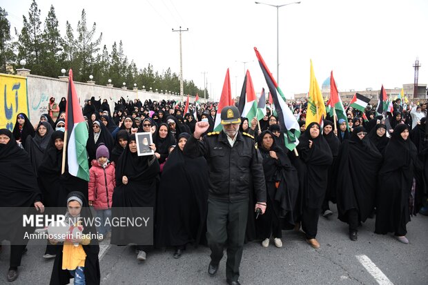 راهپیمایی جمعه نصر در بیرجند