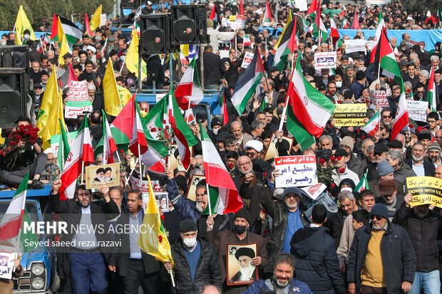 راهپیمایی جشن پیروزی و نصرالهی در تهران 3