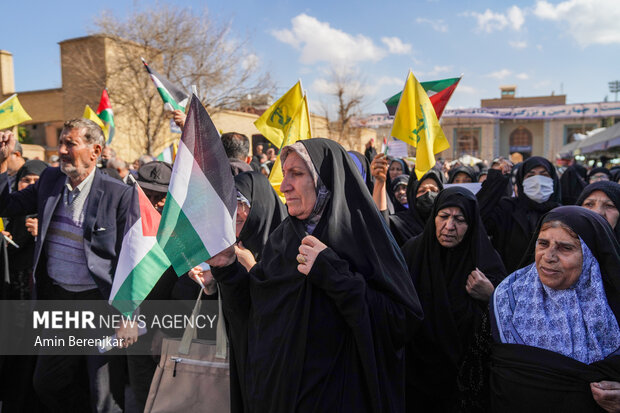 راهپیمایی جشن پیروزی و نصر الهی در شیراز