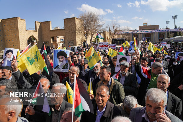 راهپیمایی جشن پیروزی و نصر الهی در شیراز