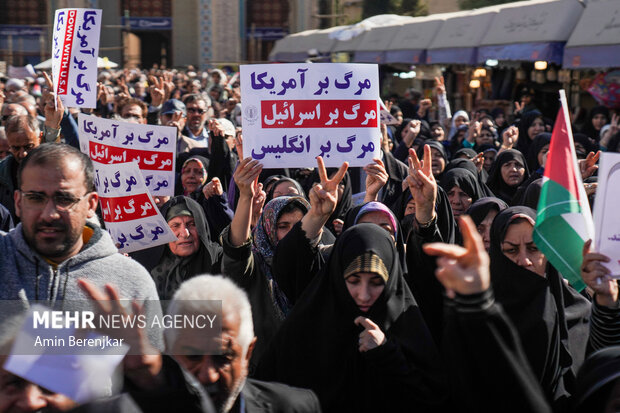 راهپیمایی جشن پیروزی و نصر الهی در شیراز