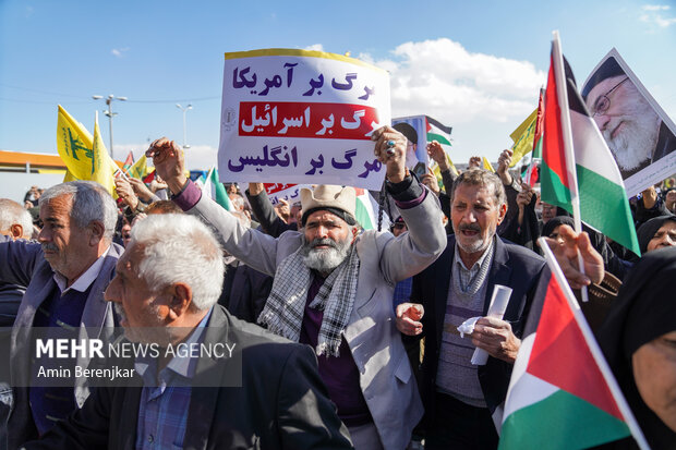 راهپیمایی جشن پیروزی و نصر الهی در شیراز