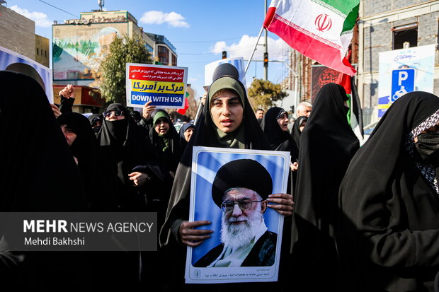 خروش دانشگاهیان قم در حمایت از مردم مظلوم غزه