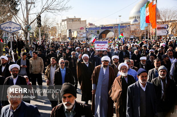راهپیمایی «جمعه نصر» در قم