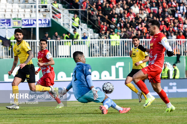 سوپرجام فوتبال ایران - پرسپولیس و سپاهان