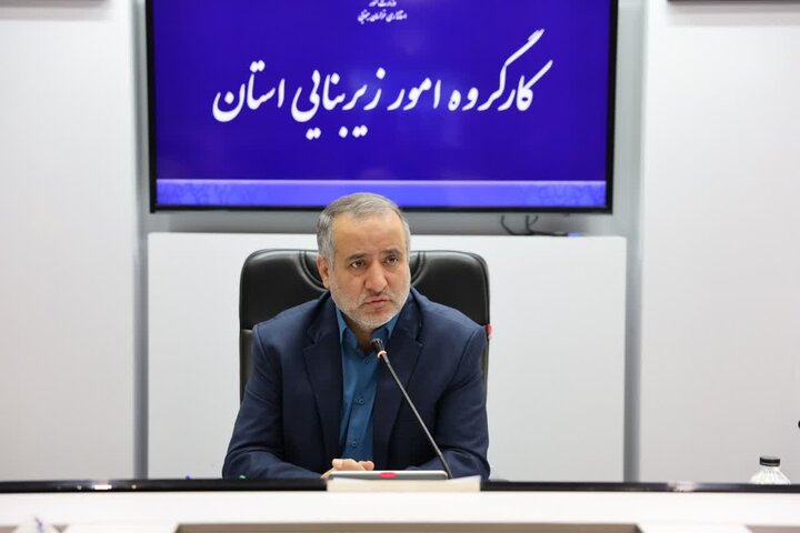 هدایت سرمایه گذاران برای ایجاد واحد تولیدی به نواحی و شهرک‌های صنعتی