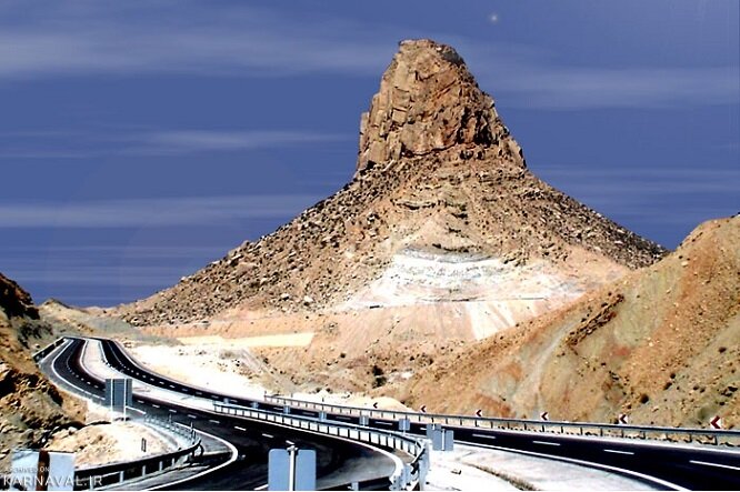 چالشهای فراوان در شهرستان جم؛ مشکلات آب و راه رفع شود