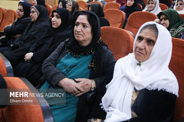 مراسم بزرگداشت شهدای بمباران ۲۸ دی ماه ۱۳۶۵ سنندج