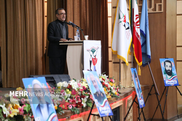 مراسم بزرگداشت شهدای بمباران ۲۸ دی ماه ۱۳۶۵ سنندج