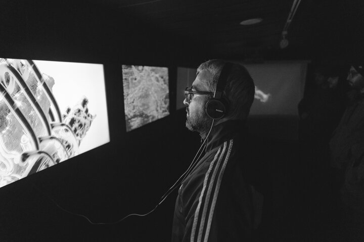 نمایشگاه «هندسه پنهان و هنر گلیچ» افتتاح شد