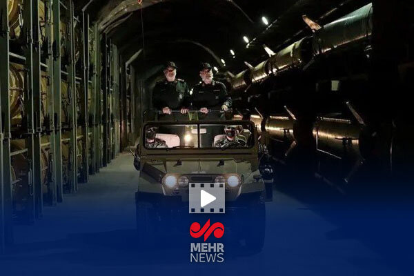 İran'ın yeni yeraltı stratejik üssünden görüntüler İran'ın yeni yeraltı stratejik üssünden görüntüler