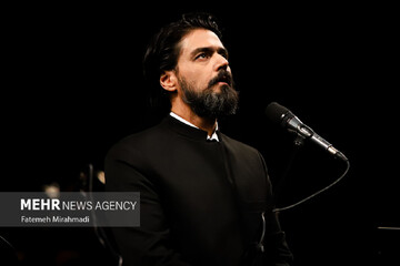 معرفی خواننده ارکستر «به یادخالقی»؛ «مادر» با «دلشدگان» به وحدت می‌رود