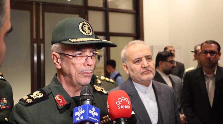 Iran, Pakistan boosting all-out military cooperation: Bagheri