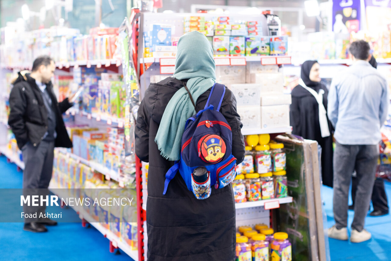 دورهمی تولیدکنندگان اسباببازی ایرانی؛ از پارچههای لِیلِی تا فوتبالدستی