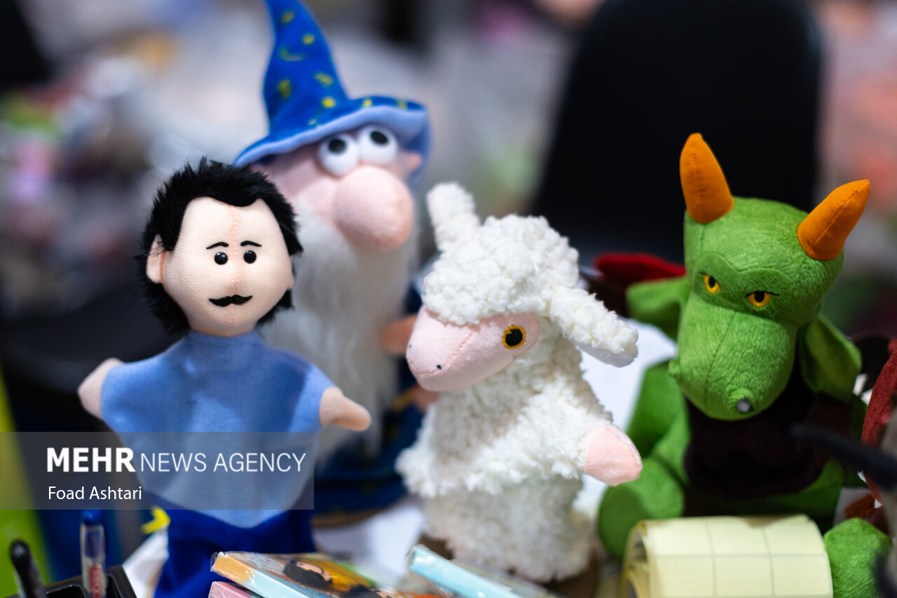 دورهمی تولیدکنندگان اسباببازی ایرانی؛ از پارچههای لِیلِی تا فوتبالدستی