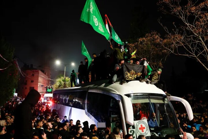 90 Filistinli esir serbest bırakıldı 90 Filistinli esir serbest bırakıldı