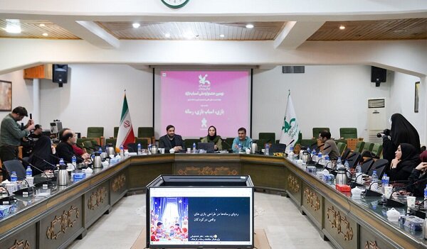 بازیهای خانوادگی راهی برای رسیدن به ادبیات مشترک است 4