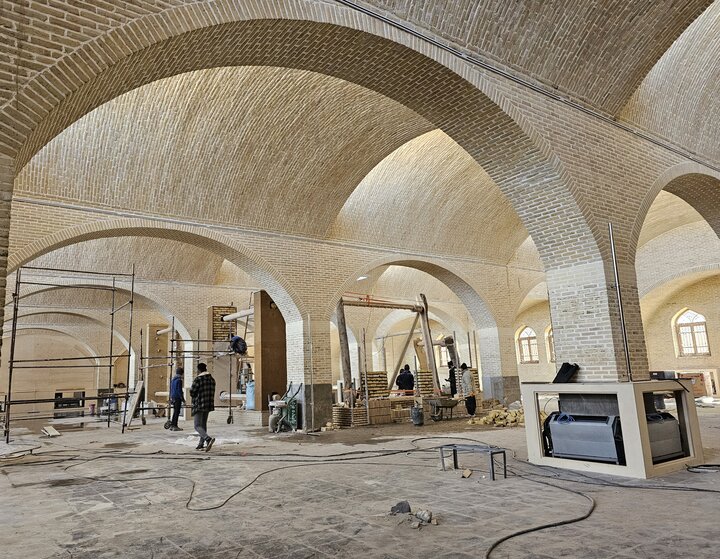 نمایش تار و پود کویر در بزرگترین کارخانه نساجی جنوب 2