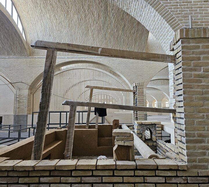 نمایش تار و پود کویر در بزرگترین کارخانه نساجی جنوب 3