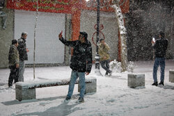 بارش شبانه برف در همدان