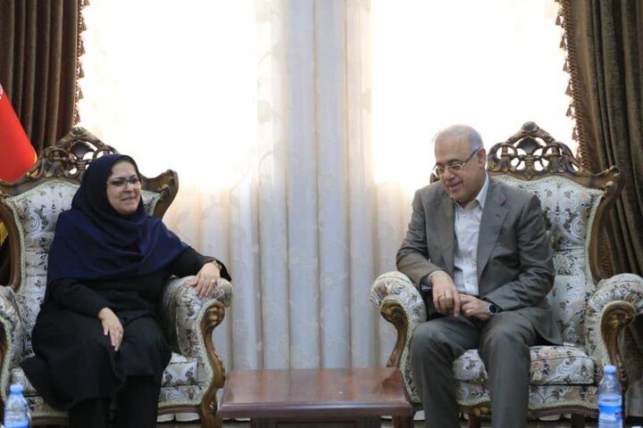 استاندار هرمزگان خواستار تقویت تجهیزات و نیروی انسانی ادارهکل استاندارد شد
