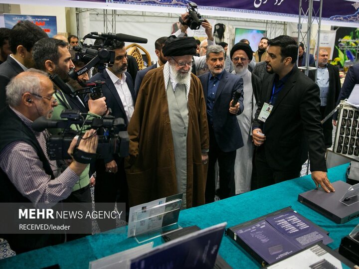 روایت فضائلی درباره بازدید رهبر انقلاب از نمایشگاه توانمندیهای بخش خصوصی